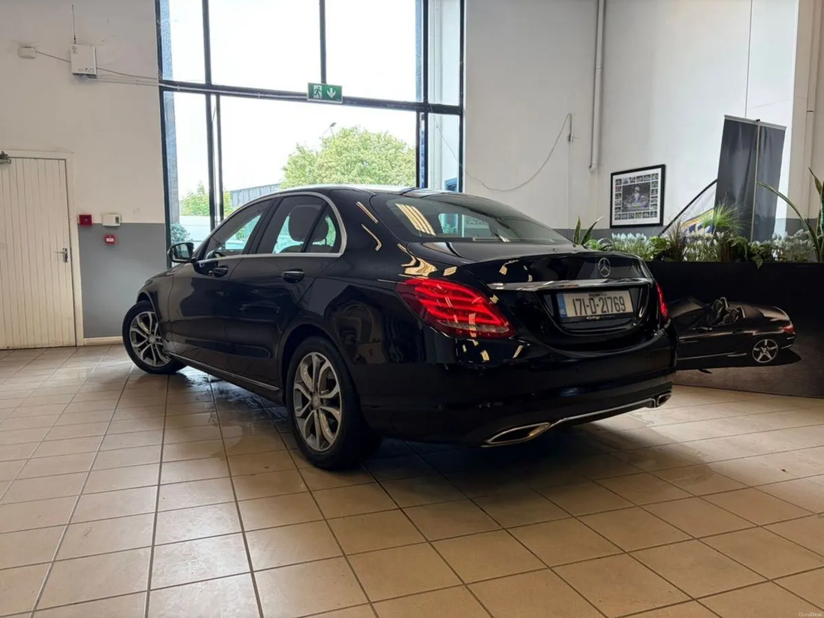 Mercedes-Benz C-Class C 200 Avantgarde 4DR Auto. N - Image 3