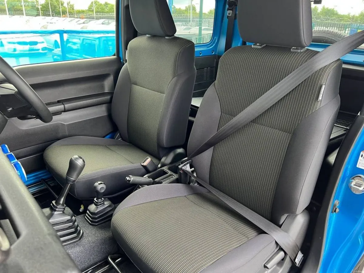 Suzuki Jimny 660CC AWD MANUAL // 4 SEATER // CRUIS - Image 6