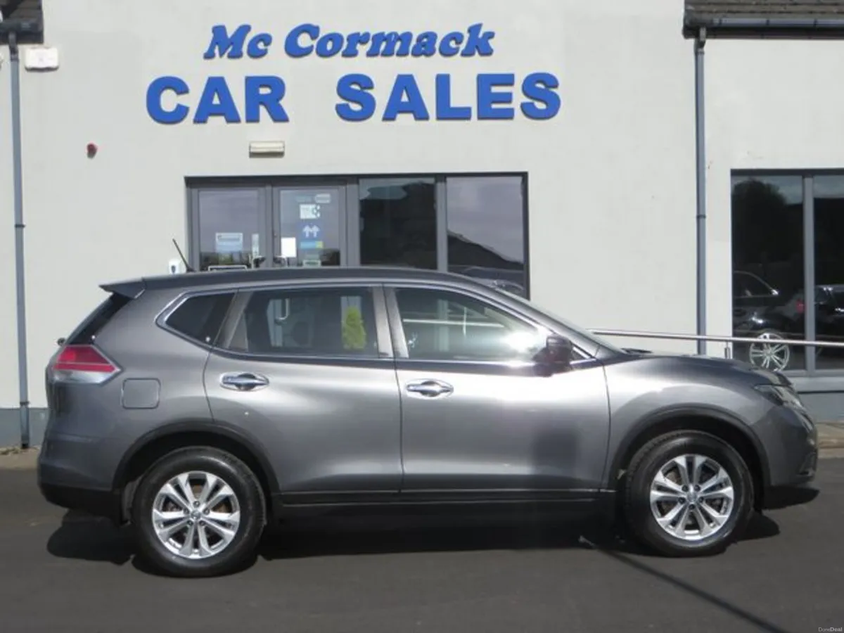 Nissan X-Trail 1.6 DIESEL 7 SEATS - Image 2