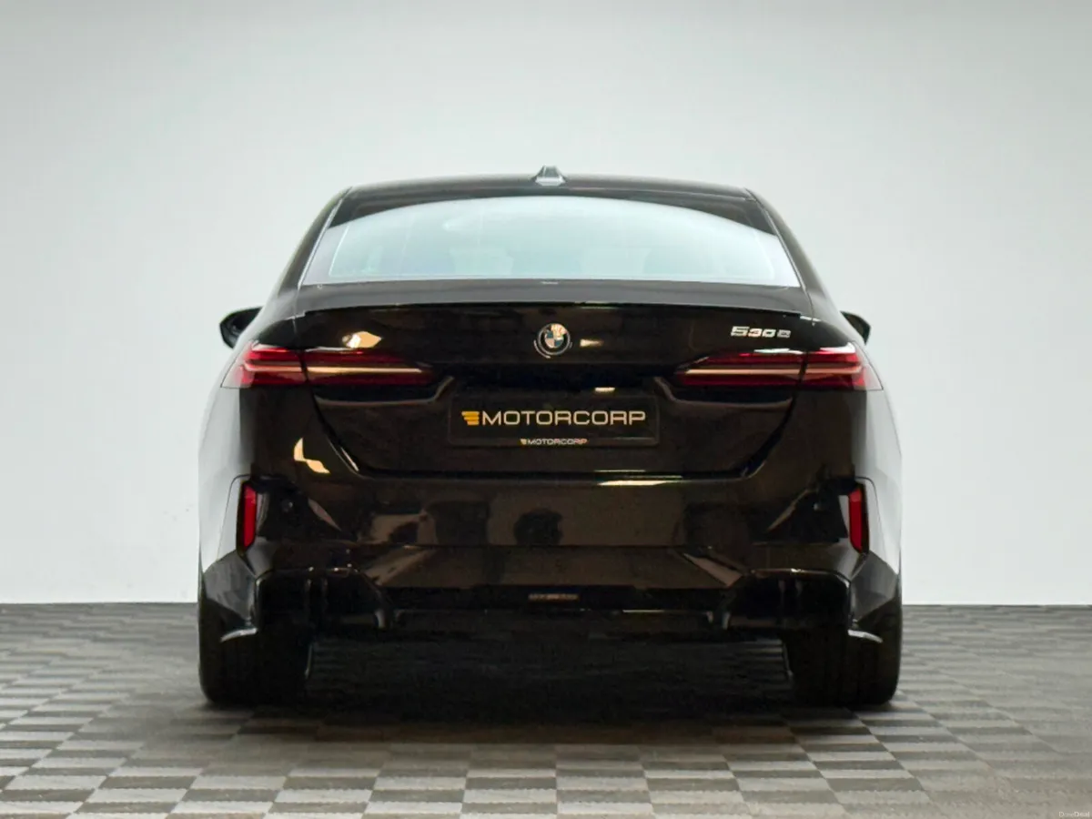 BMW 5-Series 530E M SPORT - Image 6