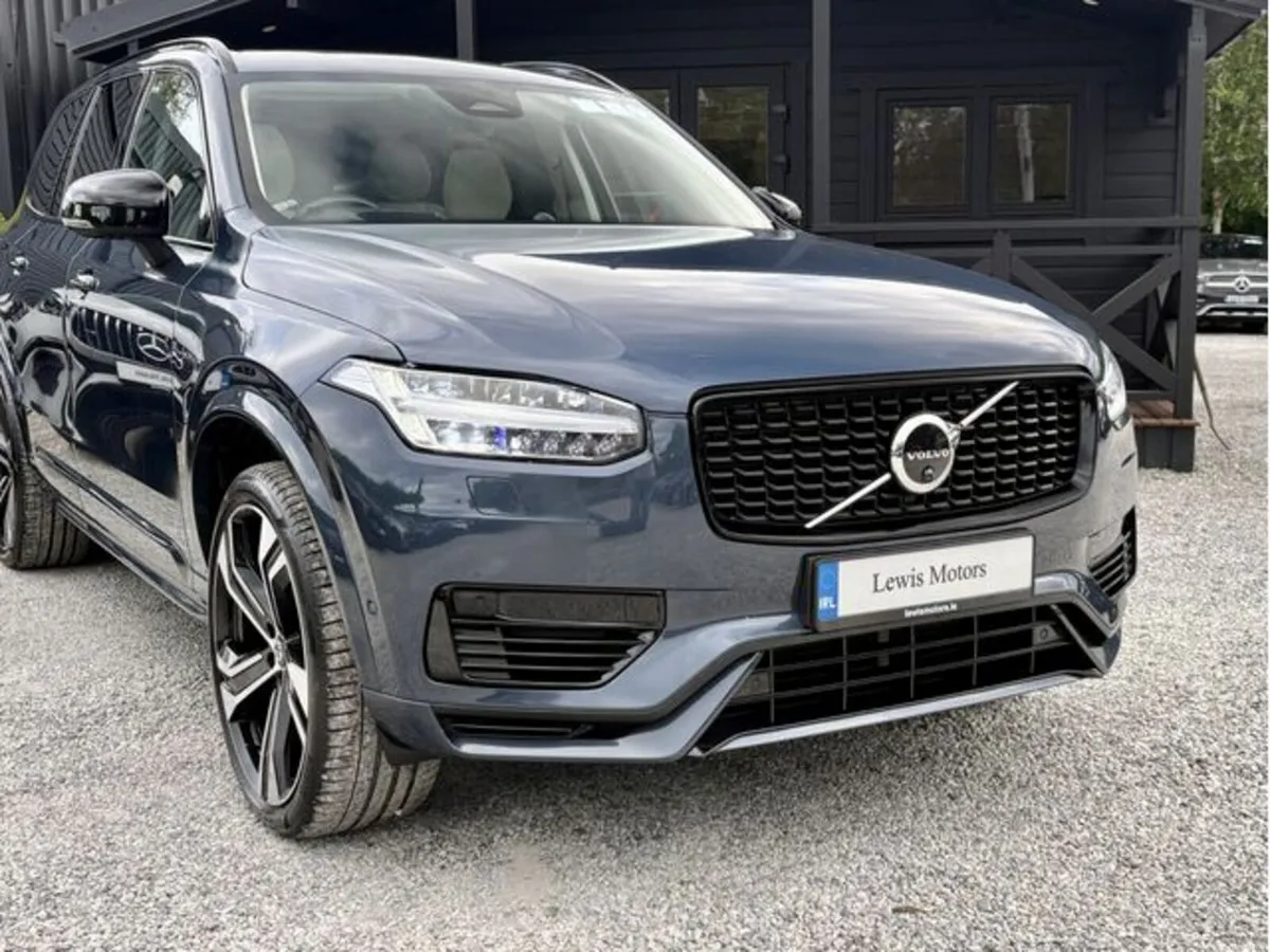 Volvo XC90 T8 ULTIMATE 455HP **DEPOSIT TAKEN** - Image 6