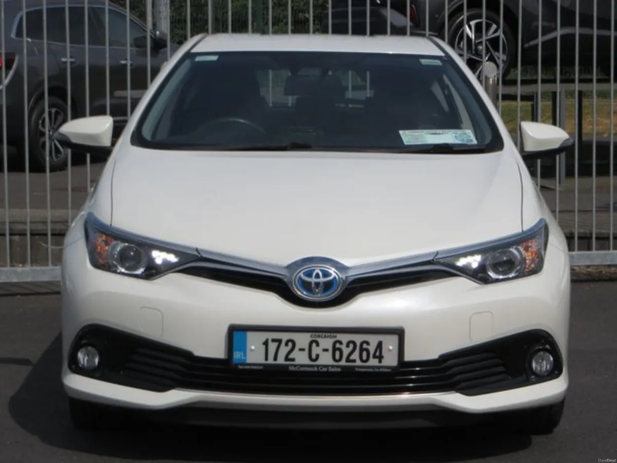 Toyota Auris 1.8 VVTI Petrol-Hybrid , Business Edi - Image 4