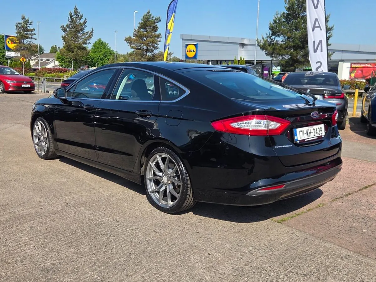 Ford Mondeo 1.5 TDCI (120) Zetec Econetic S/S 5DR - Image 6