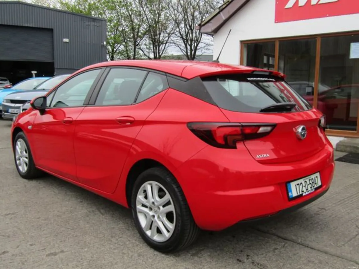 Opel Astra E 1.4I 100PS 5DR - Image 6