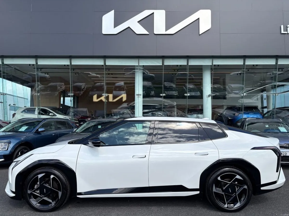 Kia EV4 Fastback GT Line (3.9% APR finance availab - Image 3