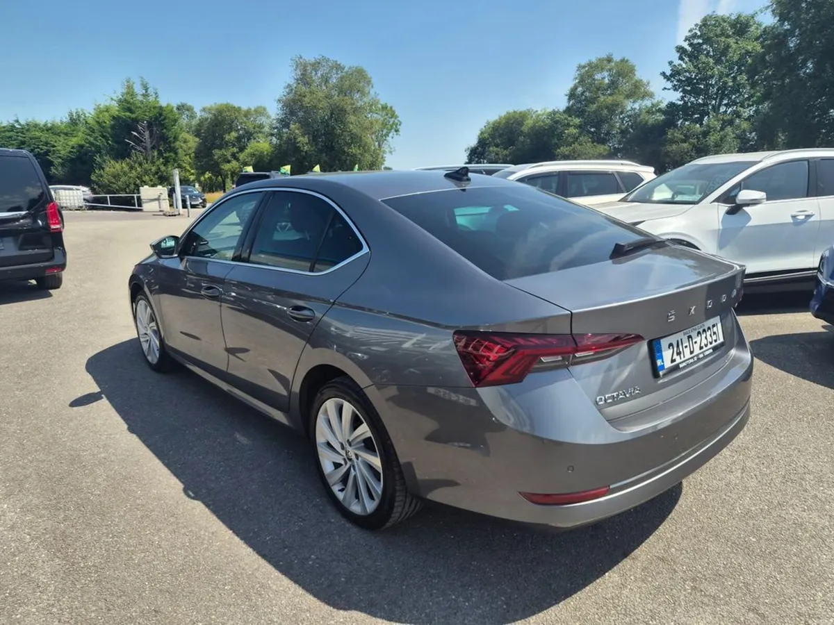 Skoda Octavia STYLE 2.0tdi DSG 5 - Image 4