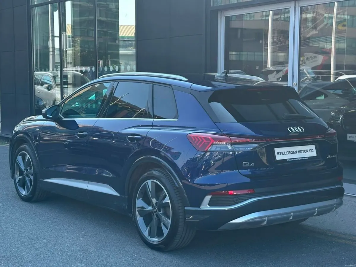 Audi Q4 e-tron S LINE - Image 5