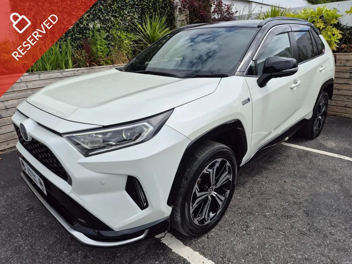 Toyota RAV4 2.5 PHEV / PRIME BLACK TONE / TOP SPEC - Image 1