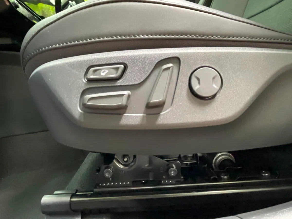 Kia Niro **Finance From 3.9%**PHEV, 7 Year Warrant - Image 4