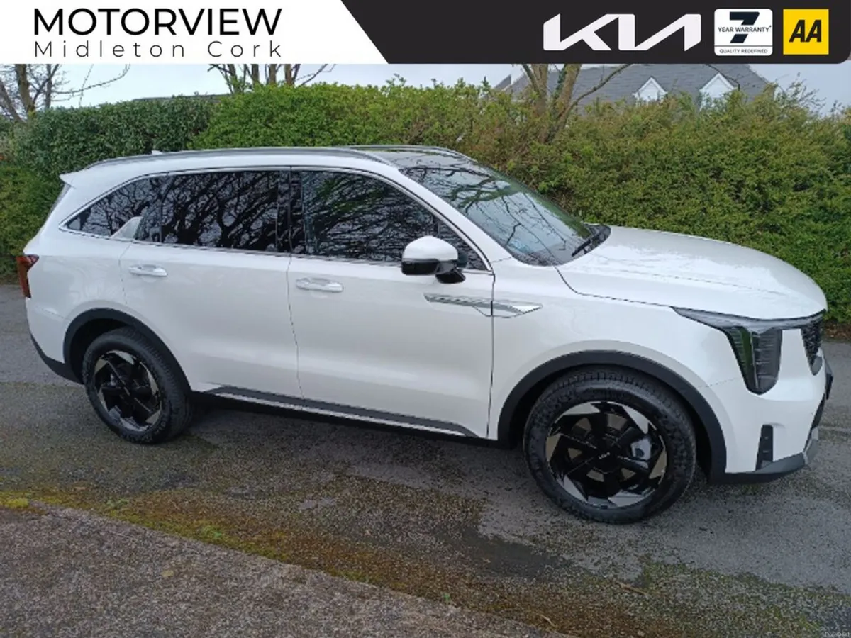 Kia Sorento ORDER NOW YOUR NEW SORENTO FOR 261 **F - Image 4