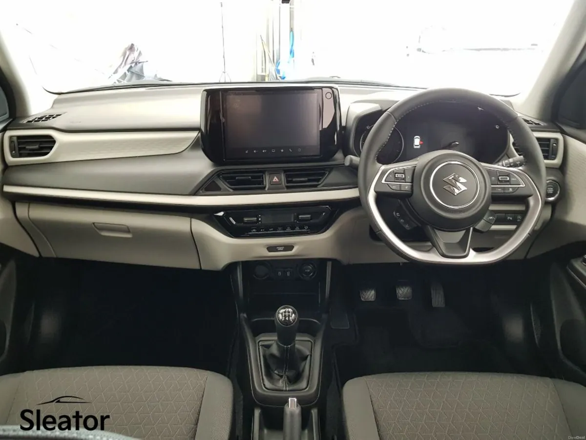 Suzuki Swift Motion - Image 6
