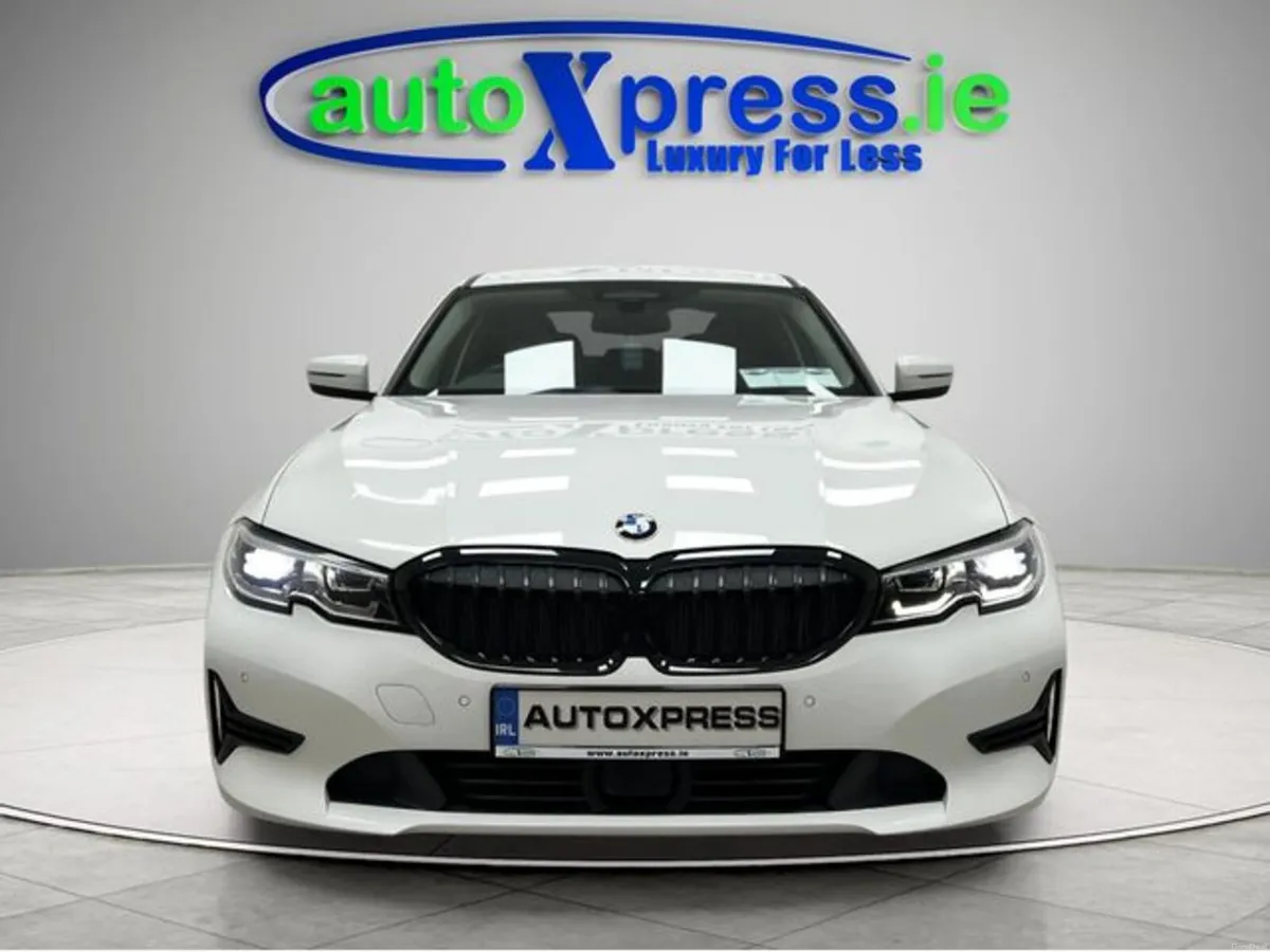 BMW 3-Series XDRIVE 4WD - Image 3