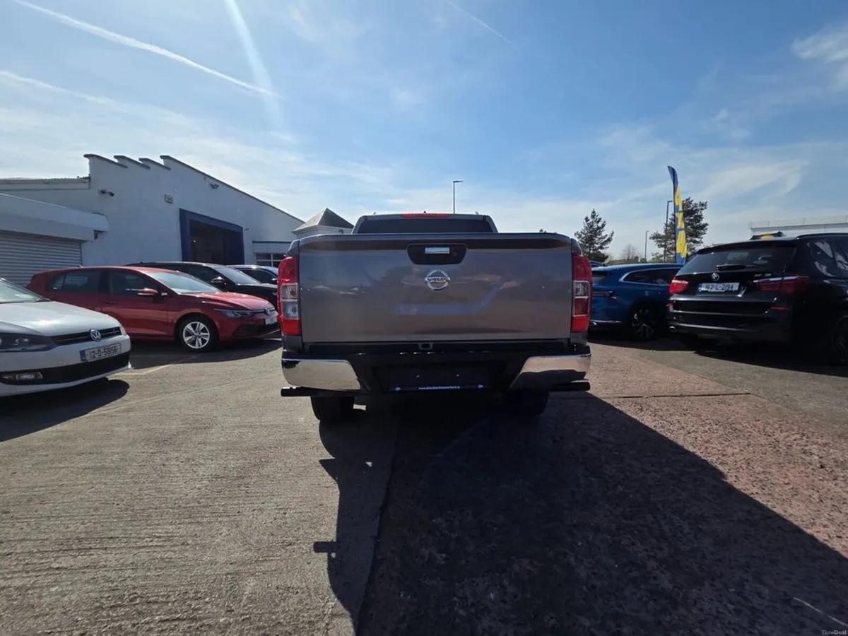 Nissan Navara DCI TEKNA SHR DCB - Image 6