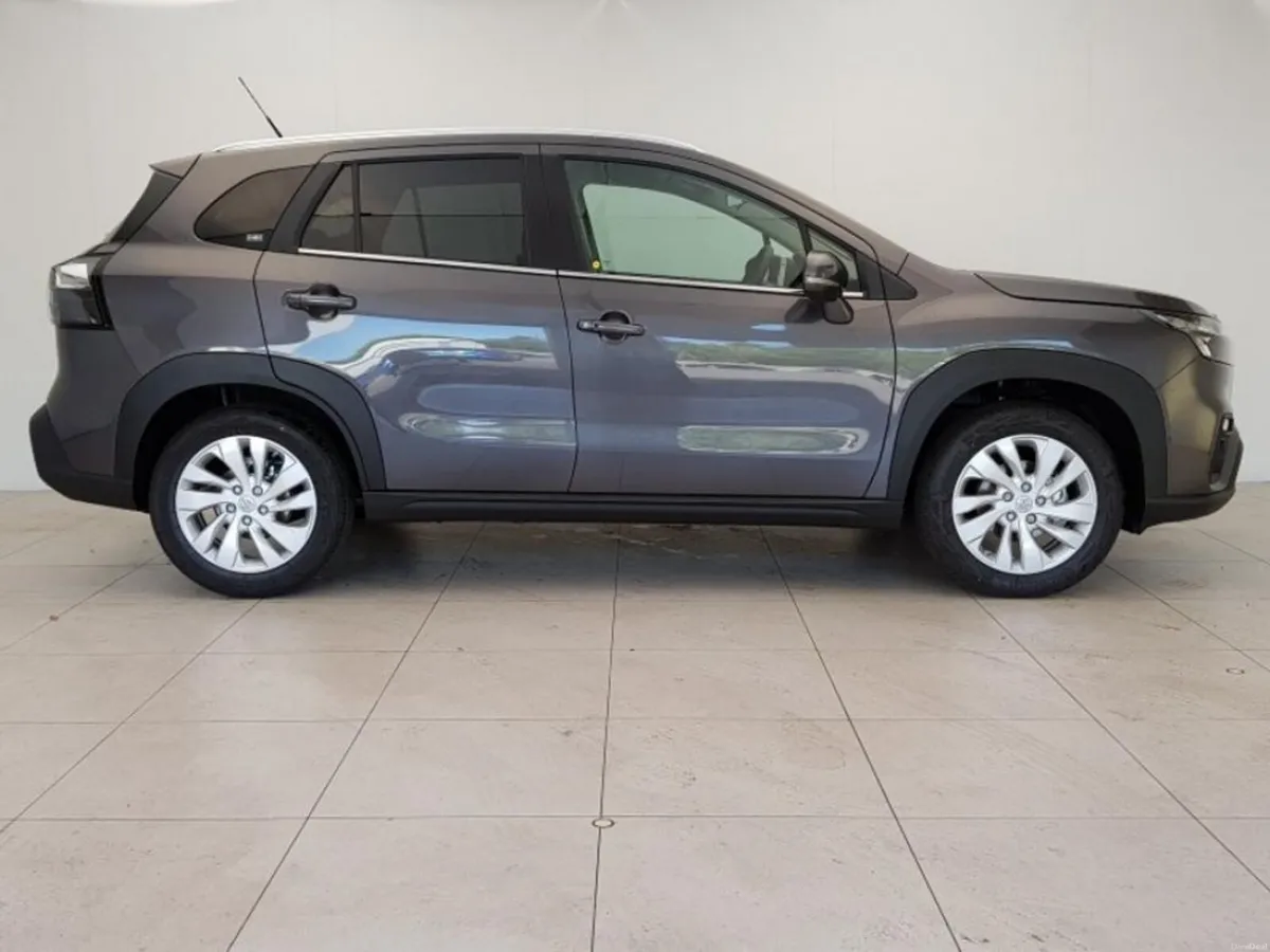 Suzuki S-CROSS Motion - Image 3