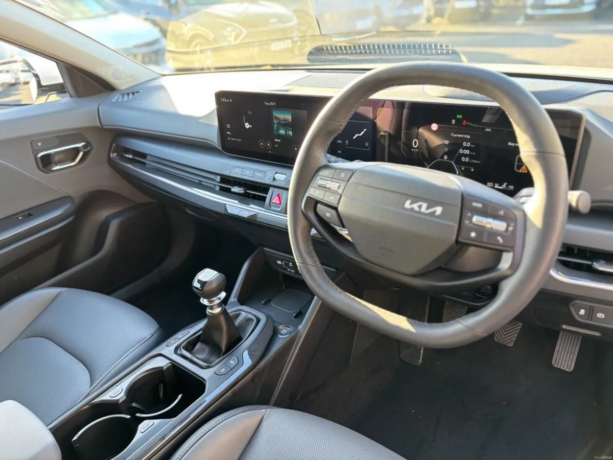 Kia K4 1.0 K3 Mild Hybrid ( 3.9% Finance Available - Image 4