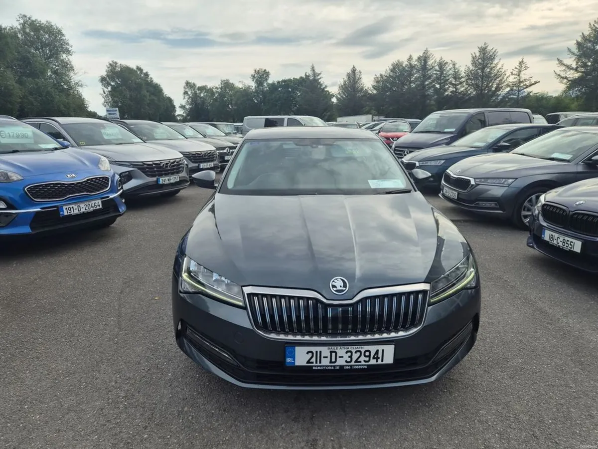 Skoda Superb Ambition 1.6tdi 120HP DSG 4DR - Image 2