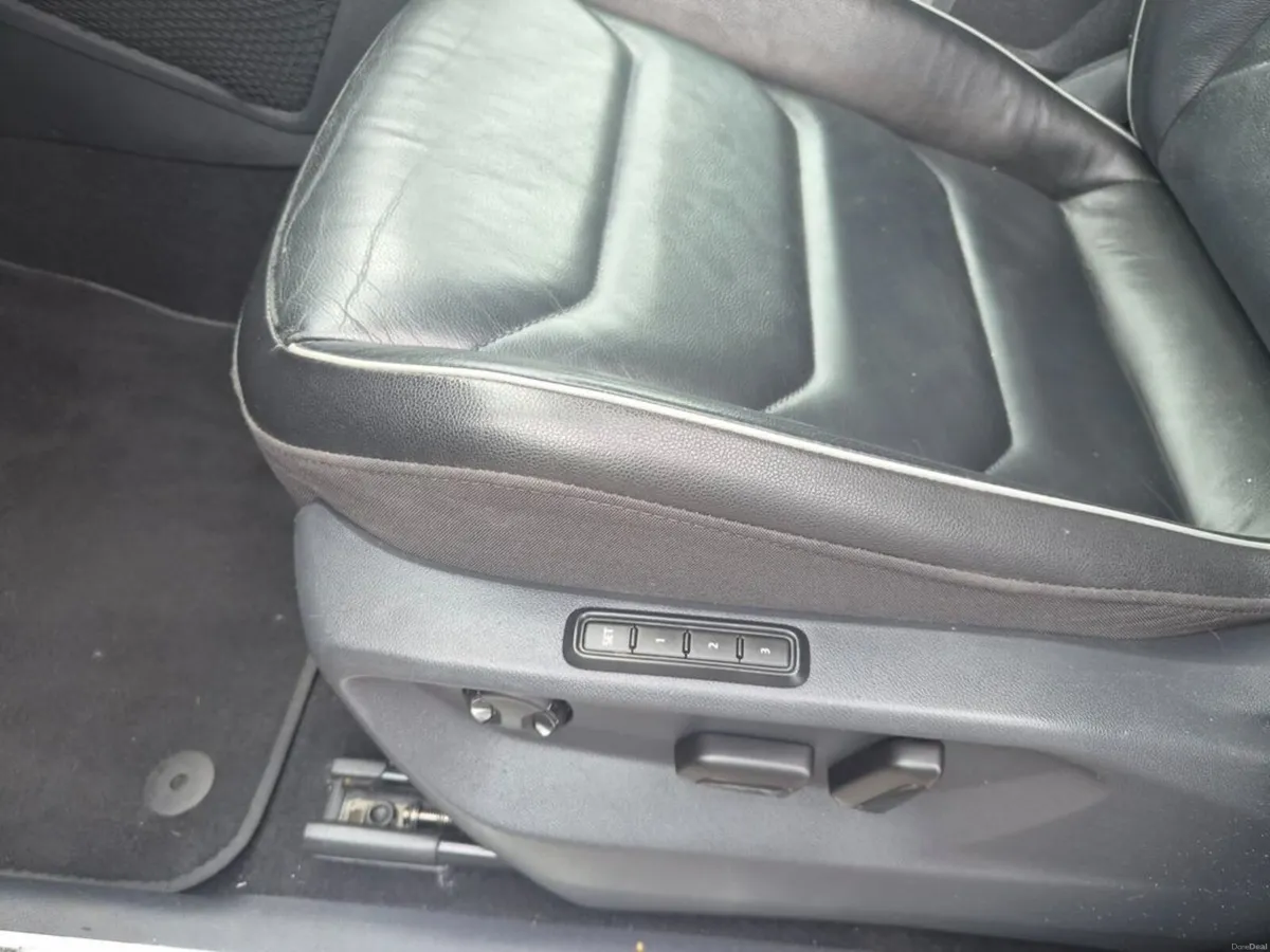 Volkswagen Tiguan Allspace A7 R Line 2.0tdi M6F 15 - Image 6