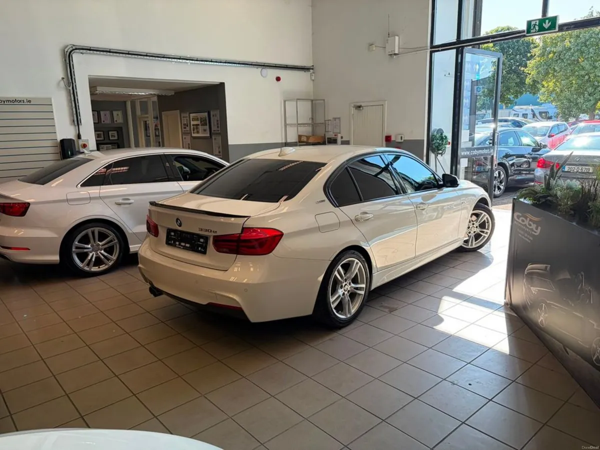 BMW 3-Series 330E M Sport Saloon 4DR Auto Plug-in - Image 3