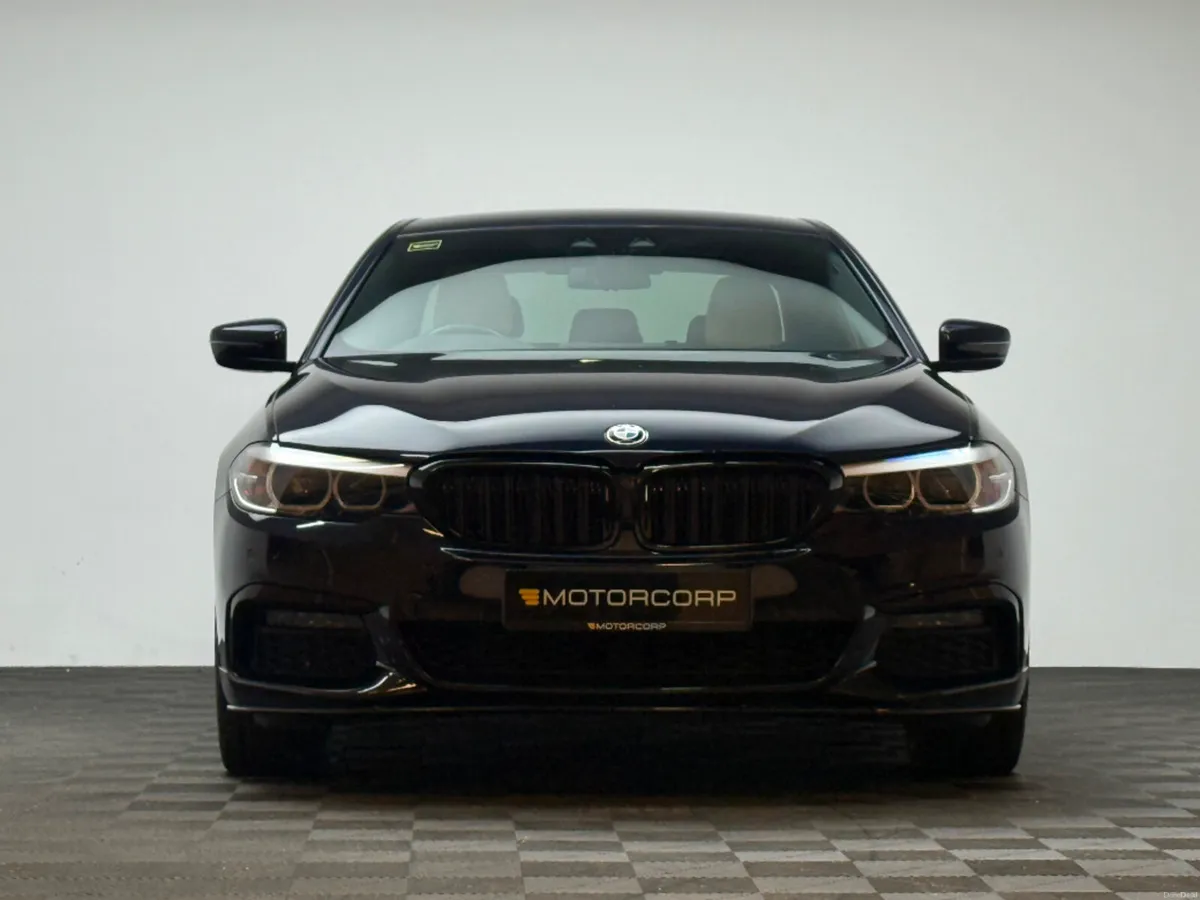 BMW 5-Series 530E M SPORT - Image 2