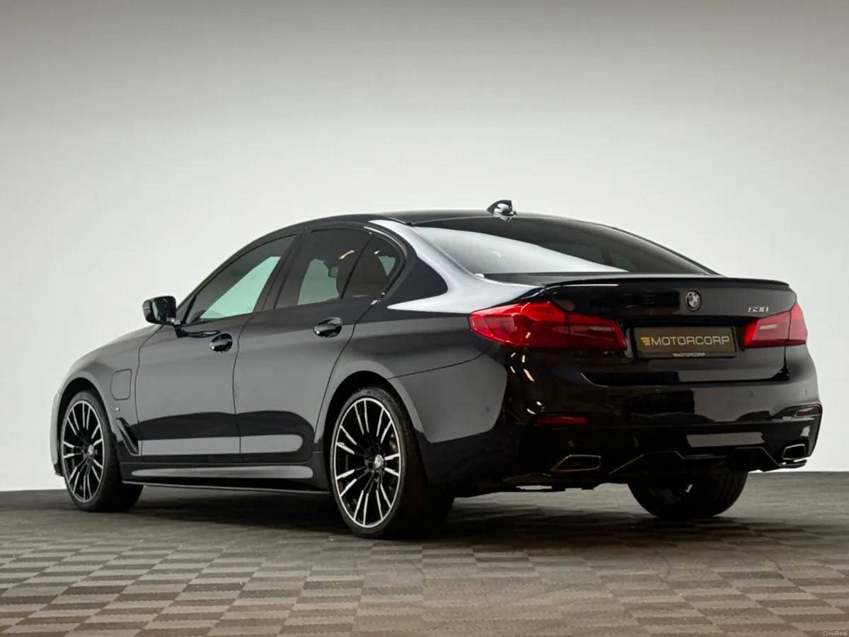 BMW 5-Series 530E M SPORT - Image 5