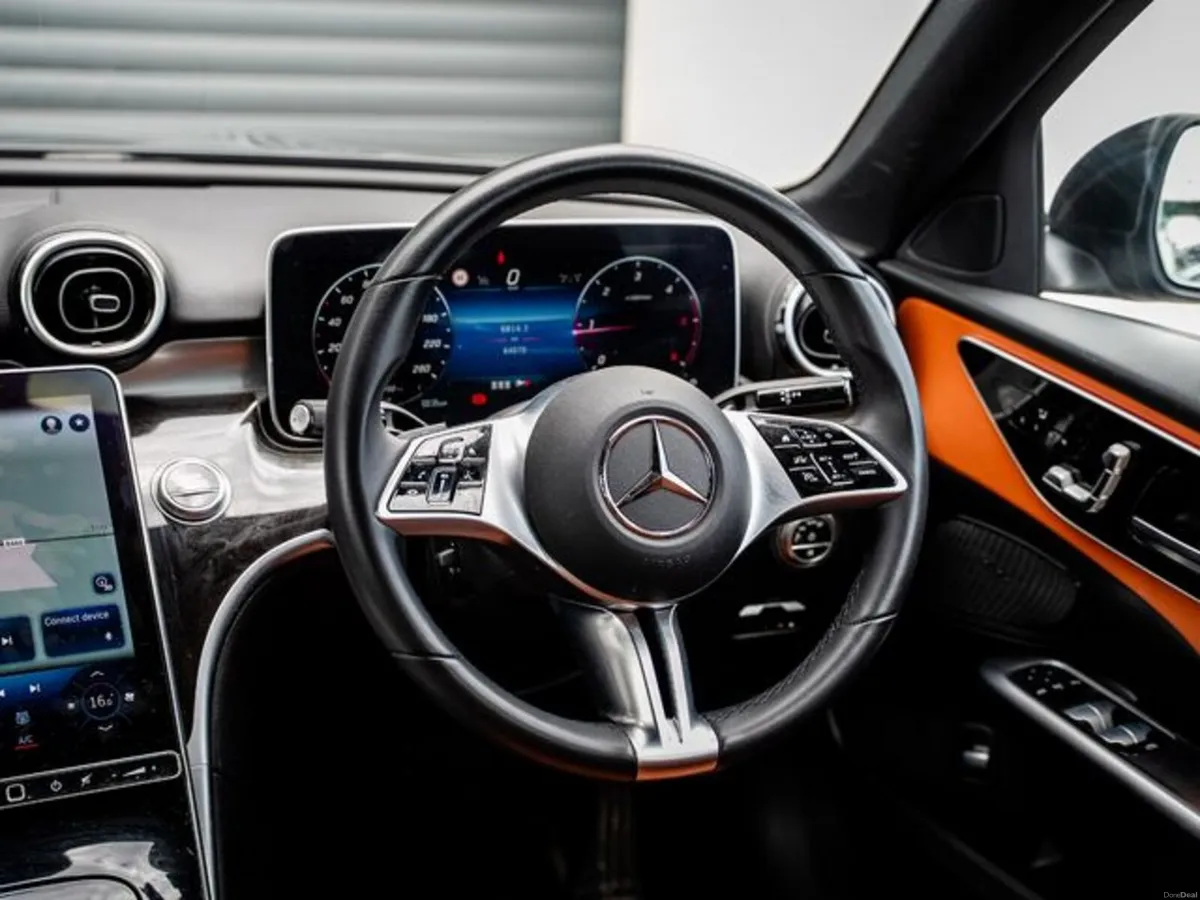 Mercedes-Benz C-Class Avantgarde 4DR Auto Diesel - Image 5