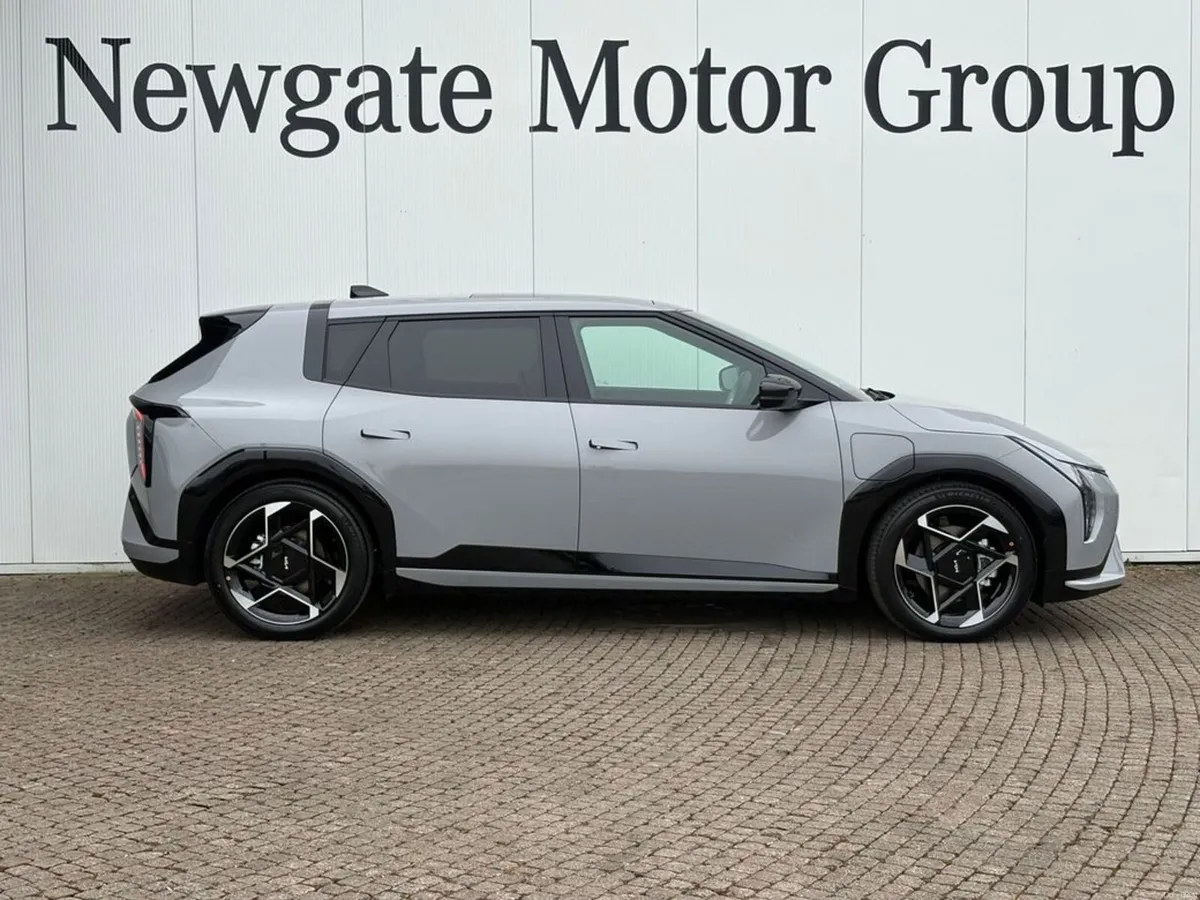 Kia EV4 Hatchback GT Line Long Range - Image 4