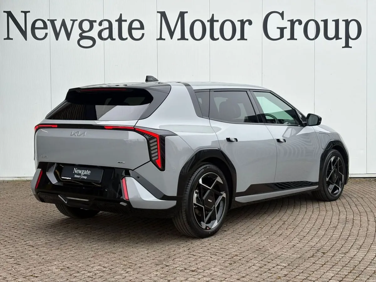 Kia EV4 Hatchback GT Line Long Range - Image 5