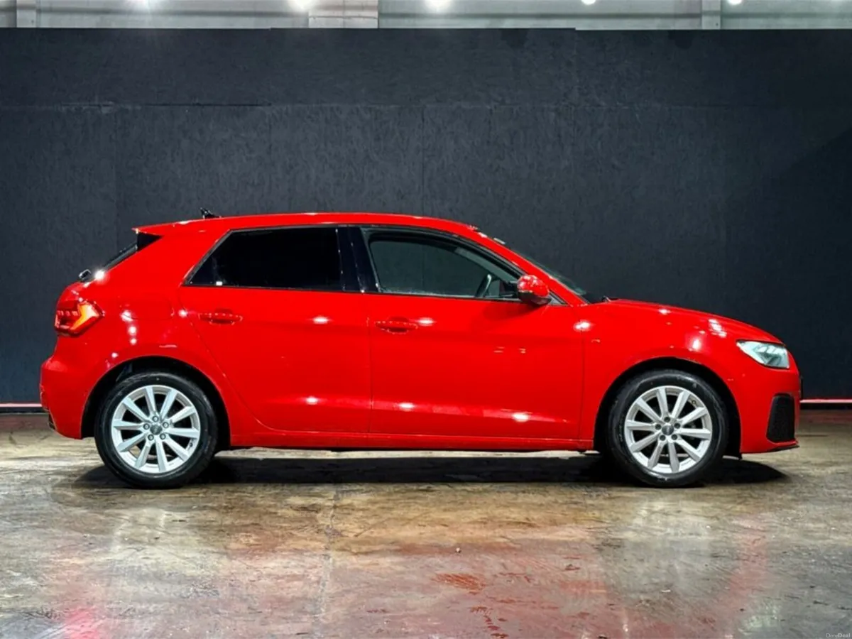 Audi A1 NEW MODEL - FACTORY ALLOY WHEELS - CRUISE - Image 3
