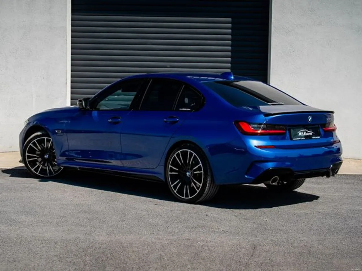 BMW 3-Series 330E M SPORT - Image 4