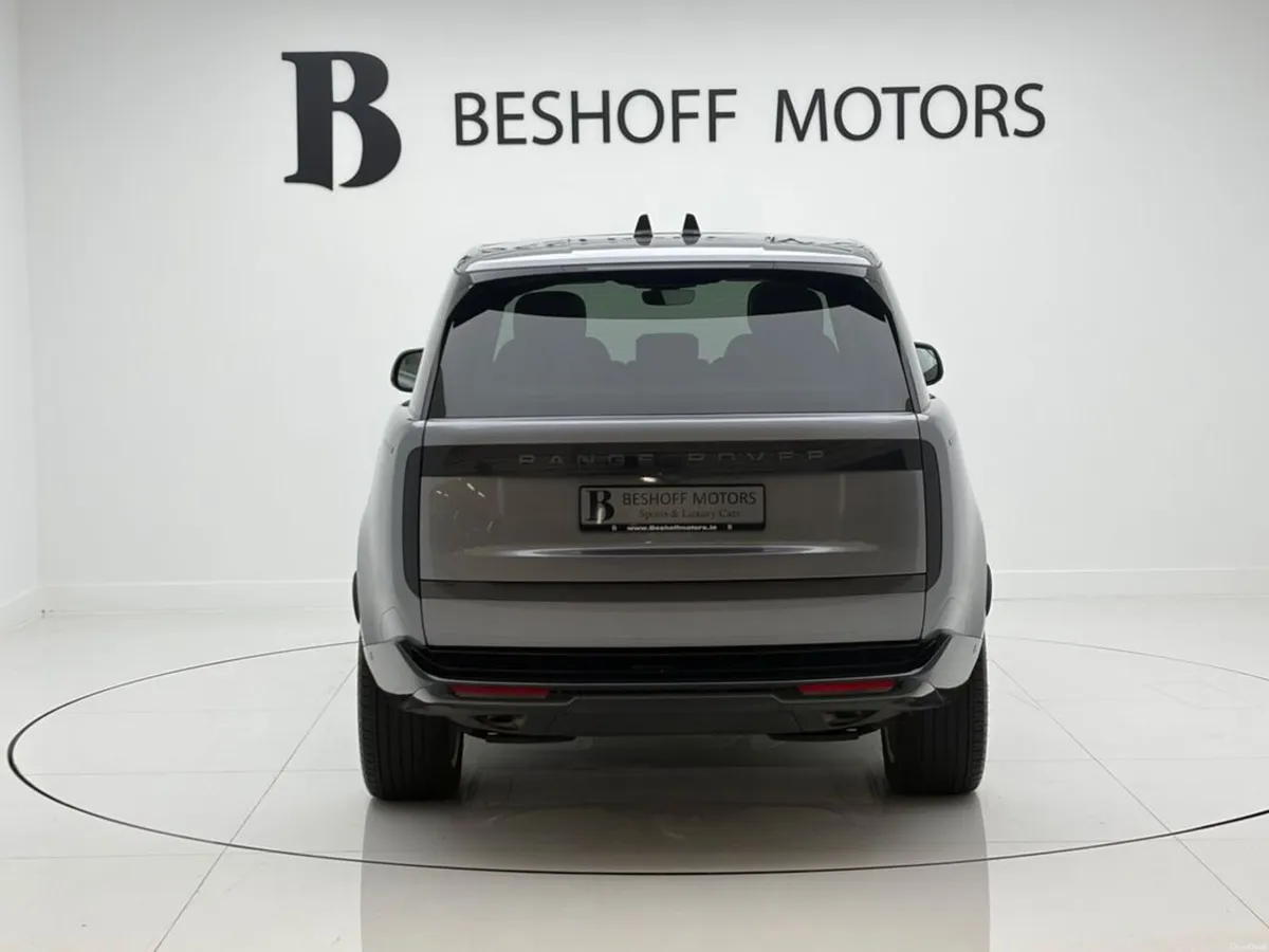 Land Rover Range Rover P460e HSE=HUGE SPEC//LIGHT - Image 4