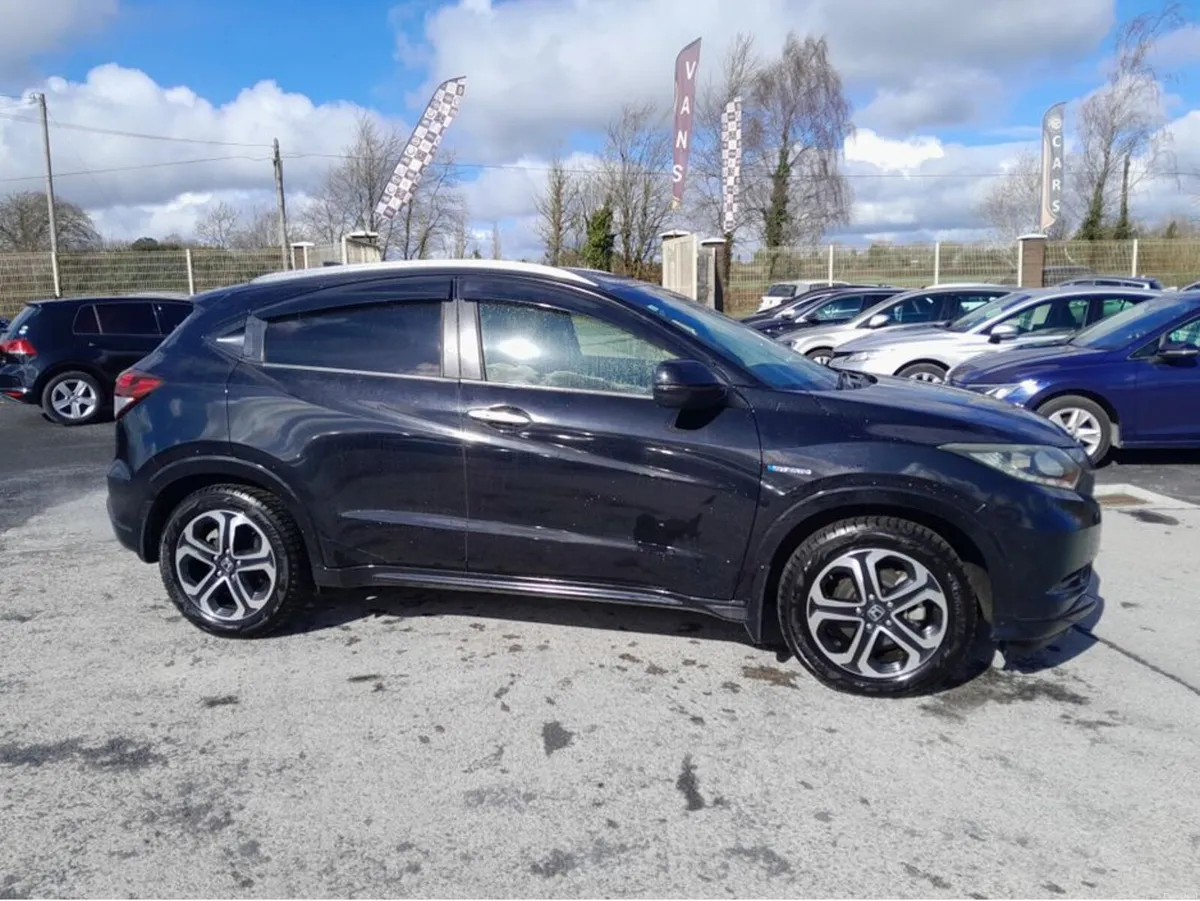 Honda Vezel 152 1.5 Hybrid Z - Image 4