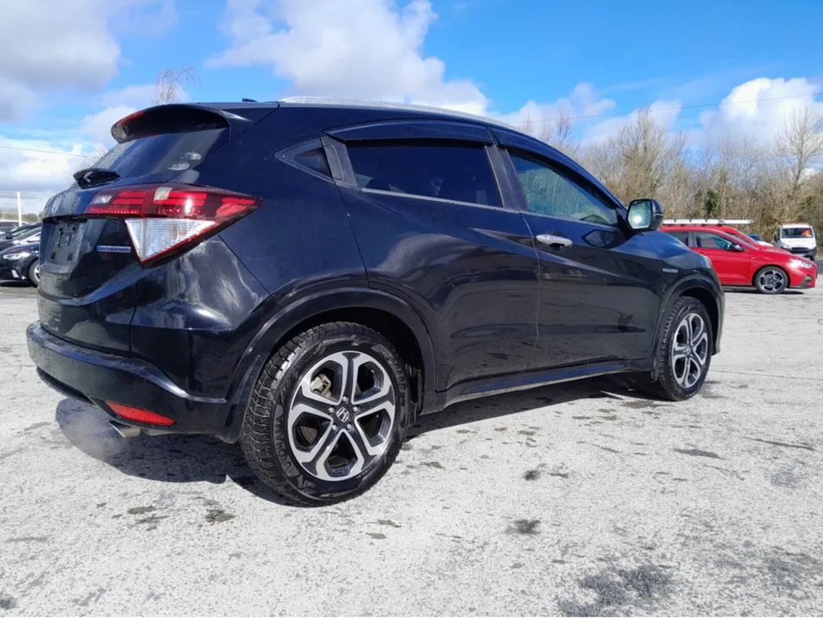 Honda Vezel 152 1.5 Hybrid Z - Image 5
