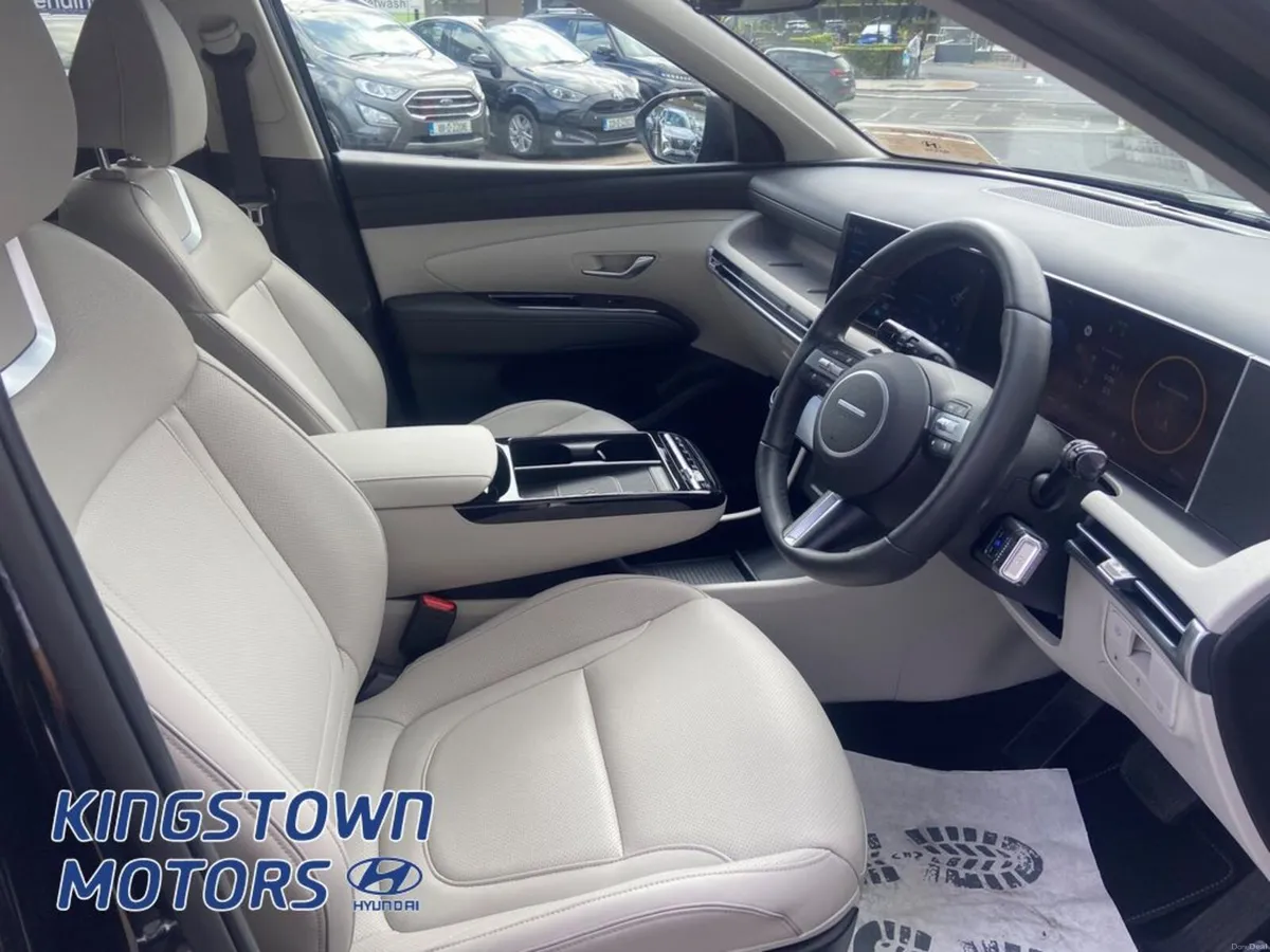 Hyundai Tucson Executive Plus PHEV 4WD - Image 6