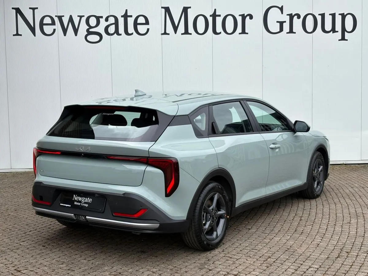 Kia K4 K2 Variant 1.0 MHEV 5 Seat - Image 5