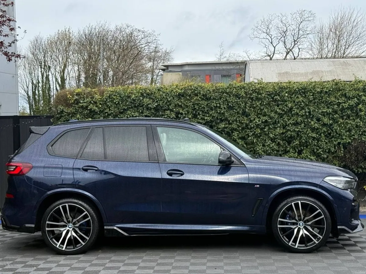 BMW X5 M-SPORT COMPETITION PRO XDRIVE30d ** HUGE S - Image 4