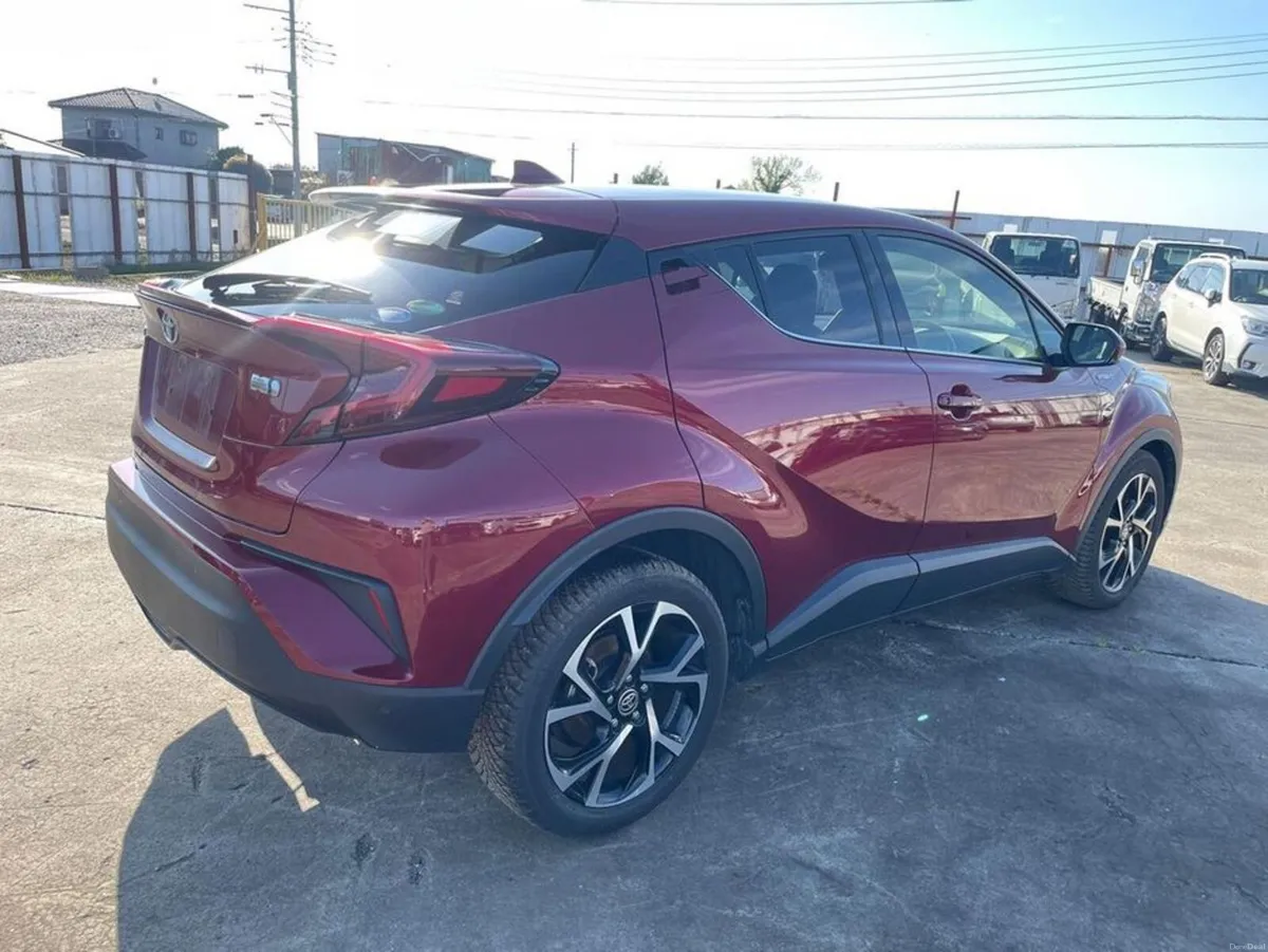 Toyota C-HR G Leather seats - Image 2