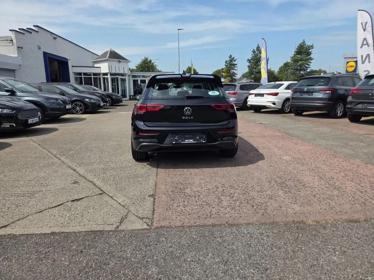 Volkswagen Golf LIFE TDI DSG - Image 6