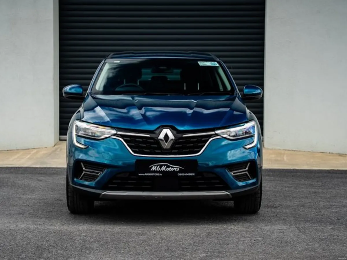 Renault Arkana Evolution TCE 140 Auto 5DR AUT - Image 2