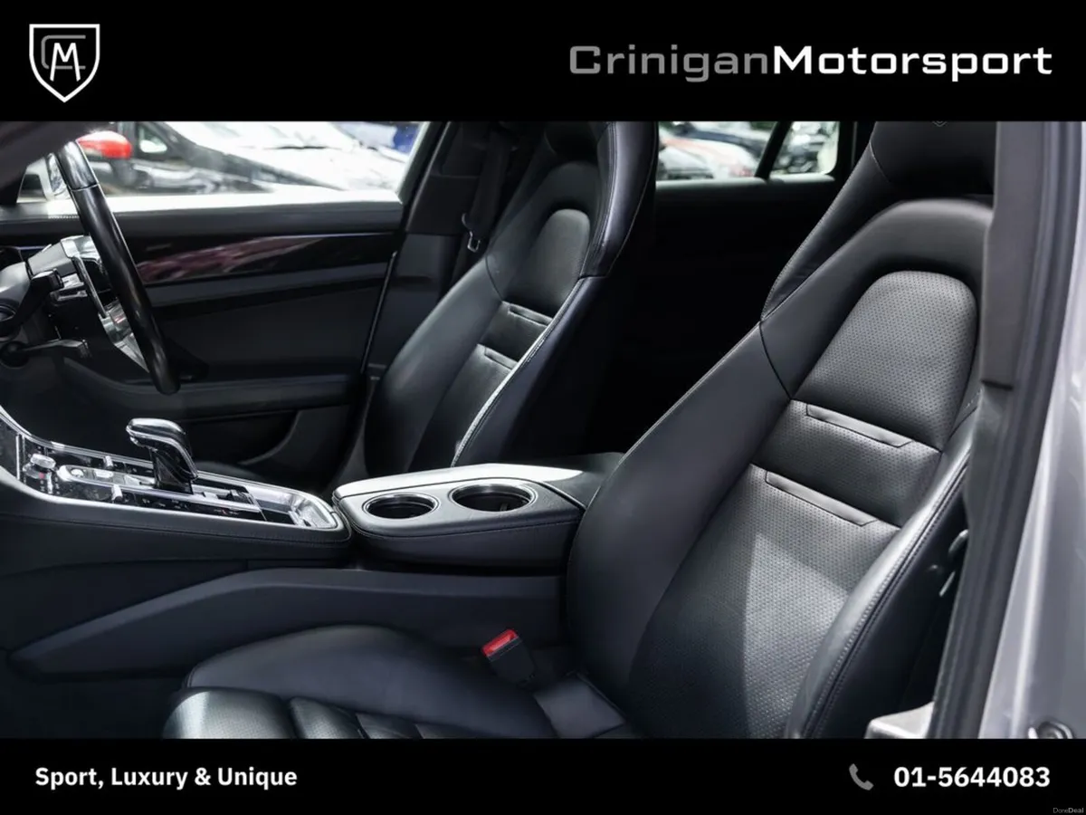 Porsche Panamera 4 E-Hybrid Sport Turismo - Image 3