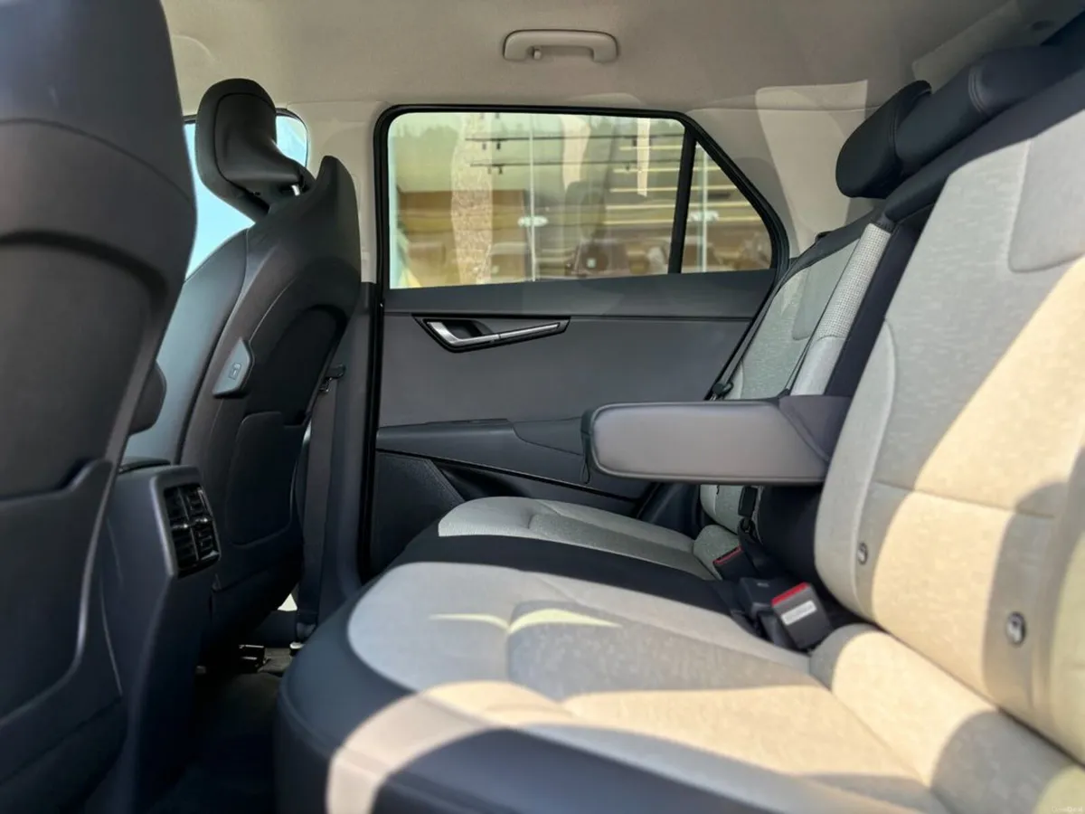 Kia Niro EV K4 (3.9% APR Finance available) - Image 4