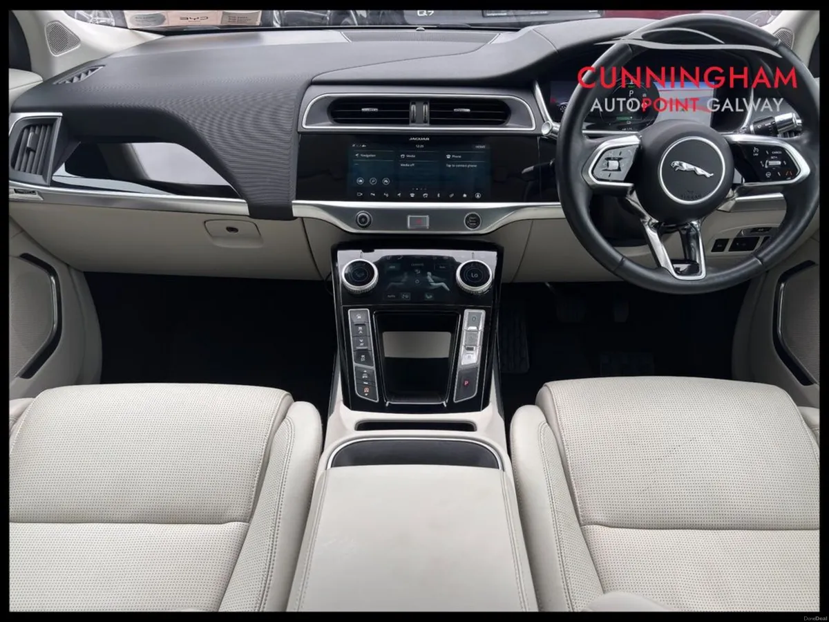 Jaguar I-Pace EV400 HSE AWD - Image 6