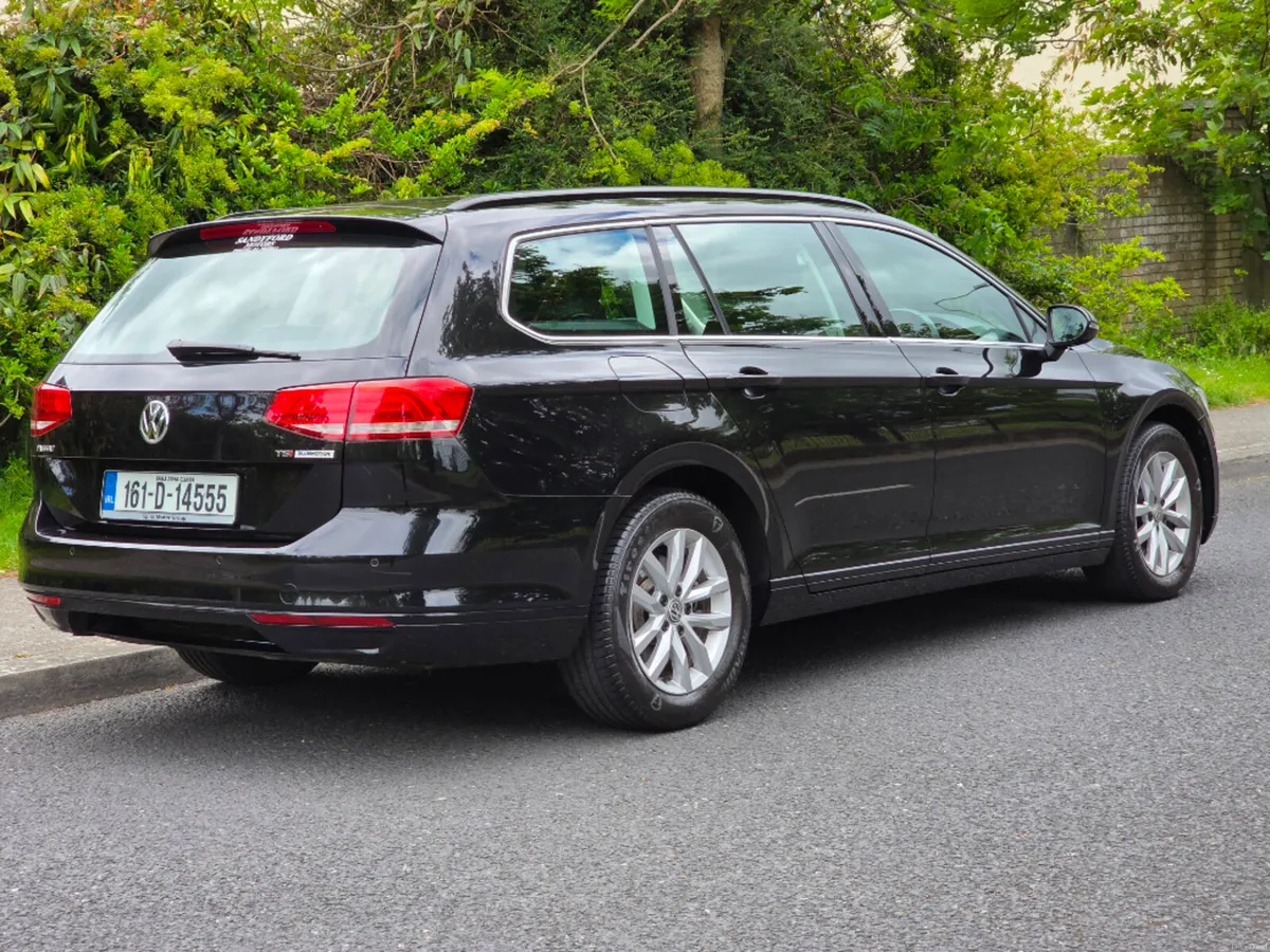 Volkswagen Passat EST CL 1.4tsi M6F 125HP 5DR - Image 3