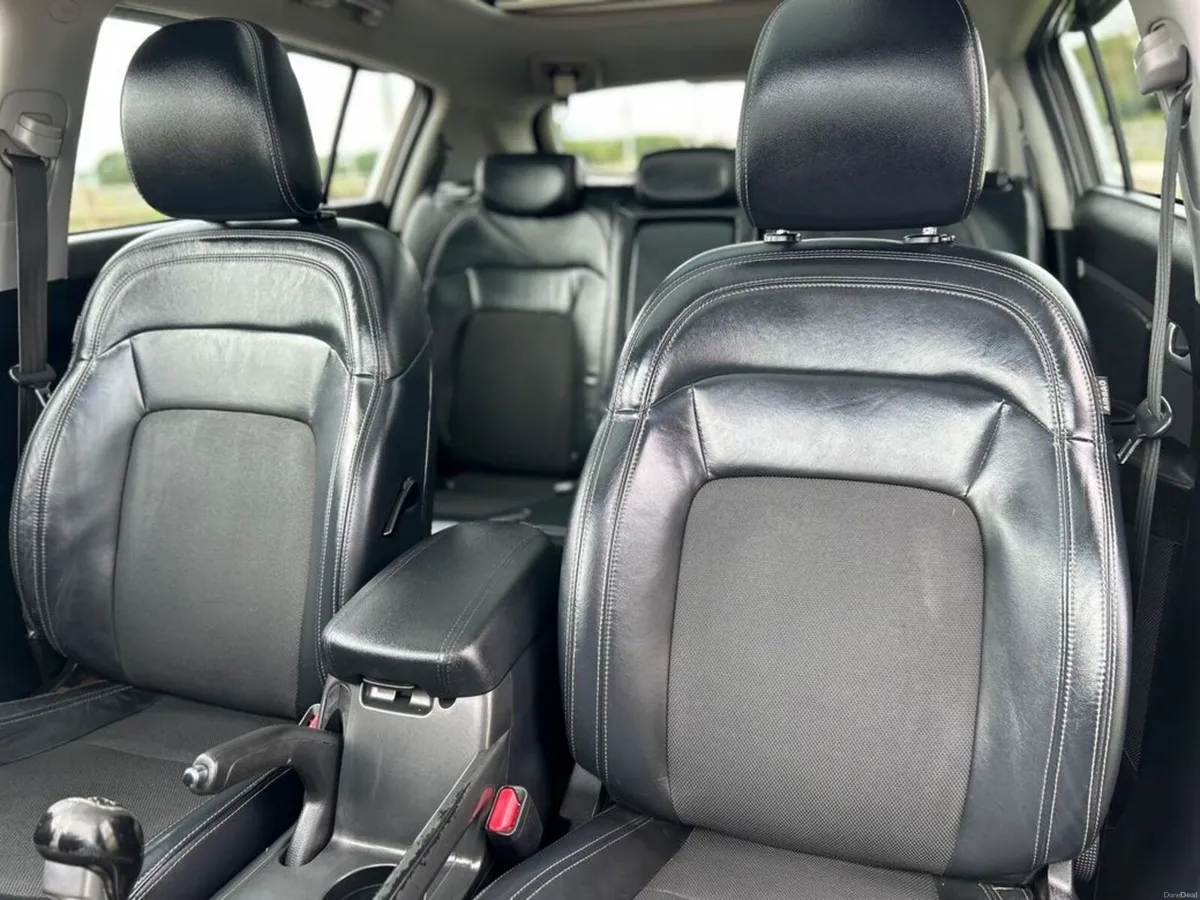 Kia Sportage 1.7D IMMACULATE CONDITION, LIKE NEW F - Image 4