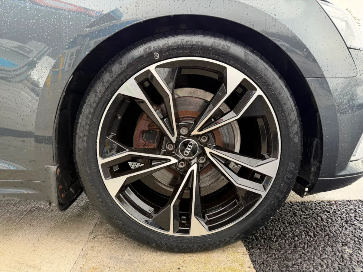 Audi A5 Sportback 2.0tdi 150BHP SE *FULL LEATHER / - Image 5