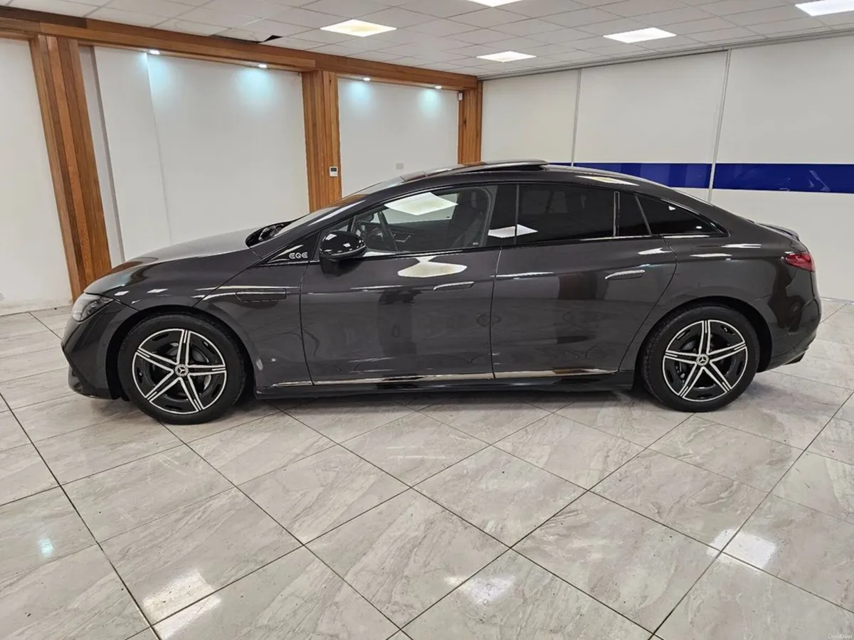 Mercedes-Benz EQE 350 PLUS // NIGHT EDITION - Image 4
