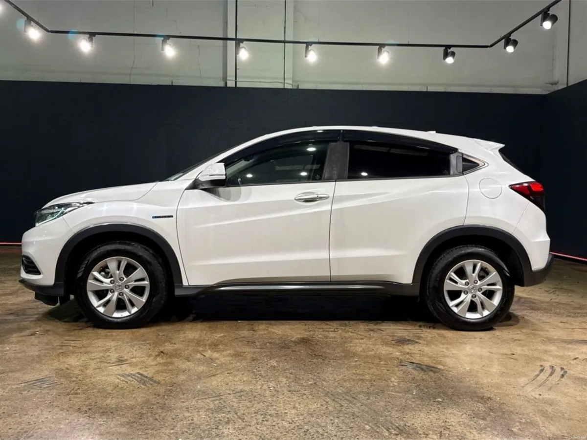 Honda Vezel 1.5 HYBRID AUTOMATIC - ALLOY WHEELS - - Image 6