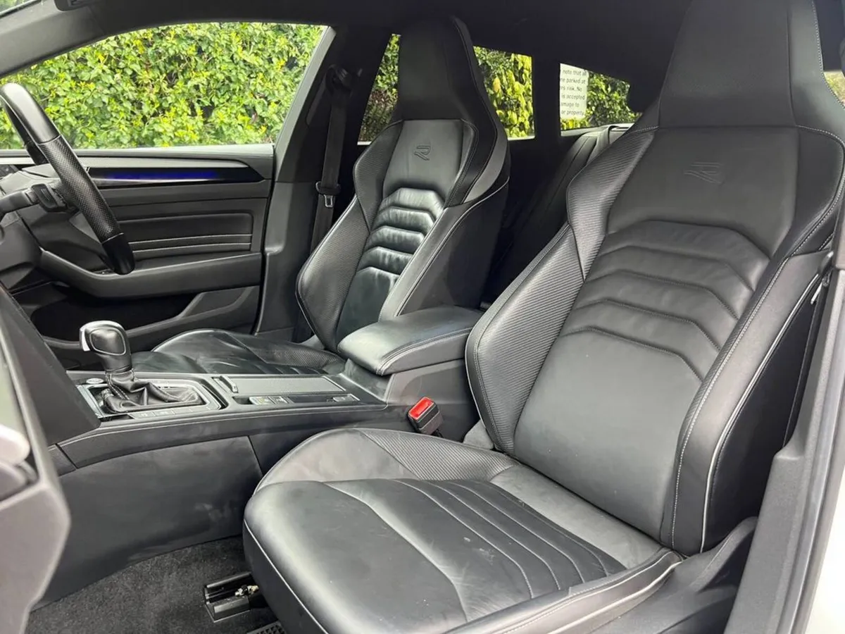 Volkswagen Arteon R-LINE ESTATE 2.0 TDI // R-LINE - Image 6