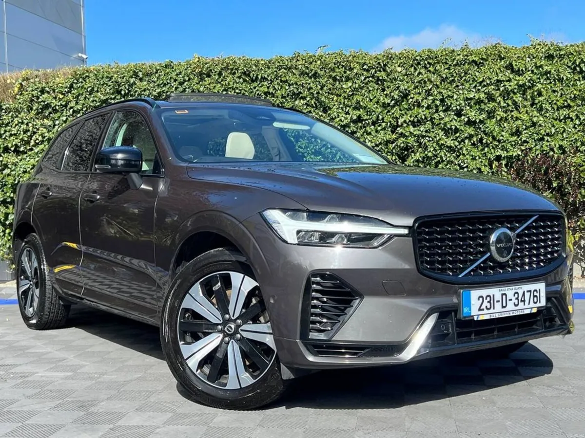 Volvo XC60 T6 PLUS DARK AWD 2.0 HYBRID ** HUGE SPE - Image 3