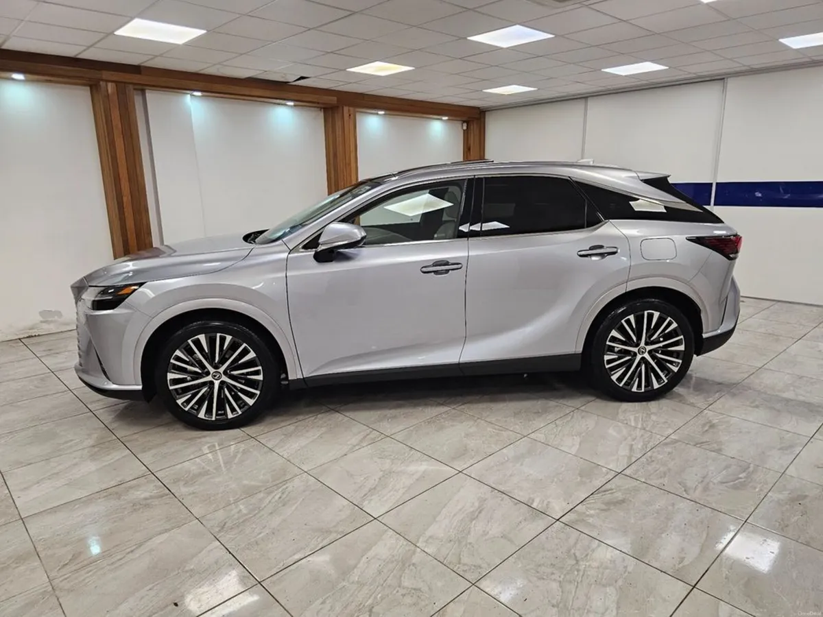 Lexus RX450H+ PAN ROOF !! Premium Plus - Image 4