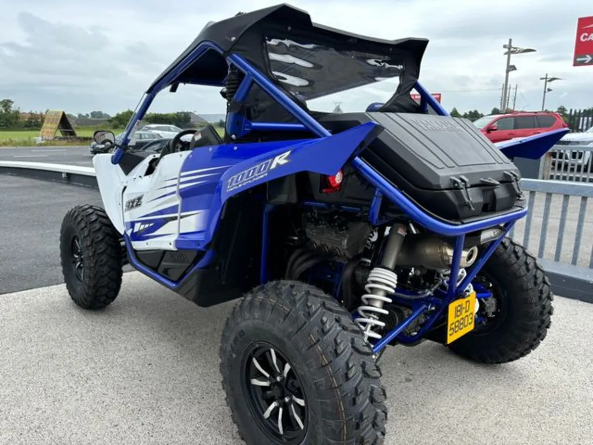 YAMAHA FZS YXZ 1000 RR - Image 4